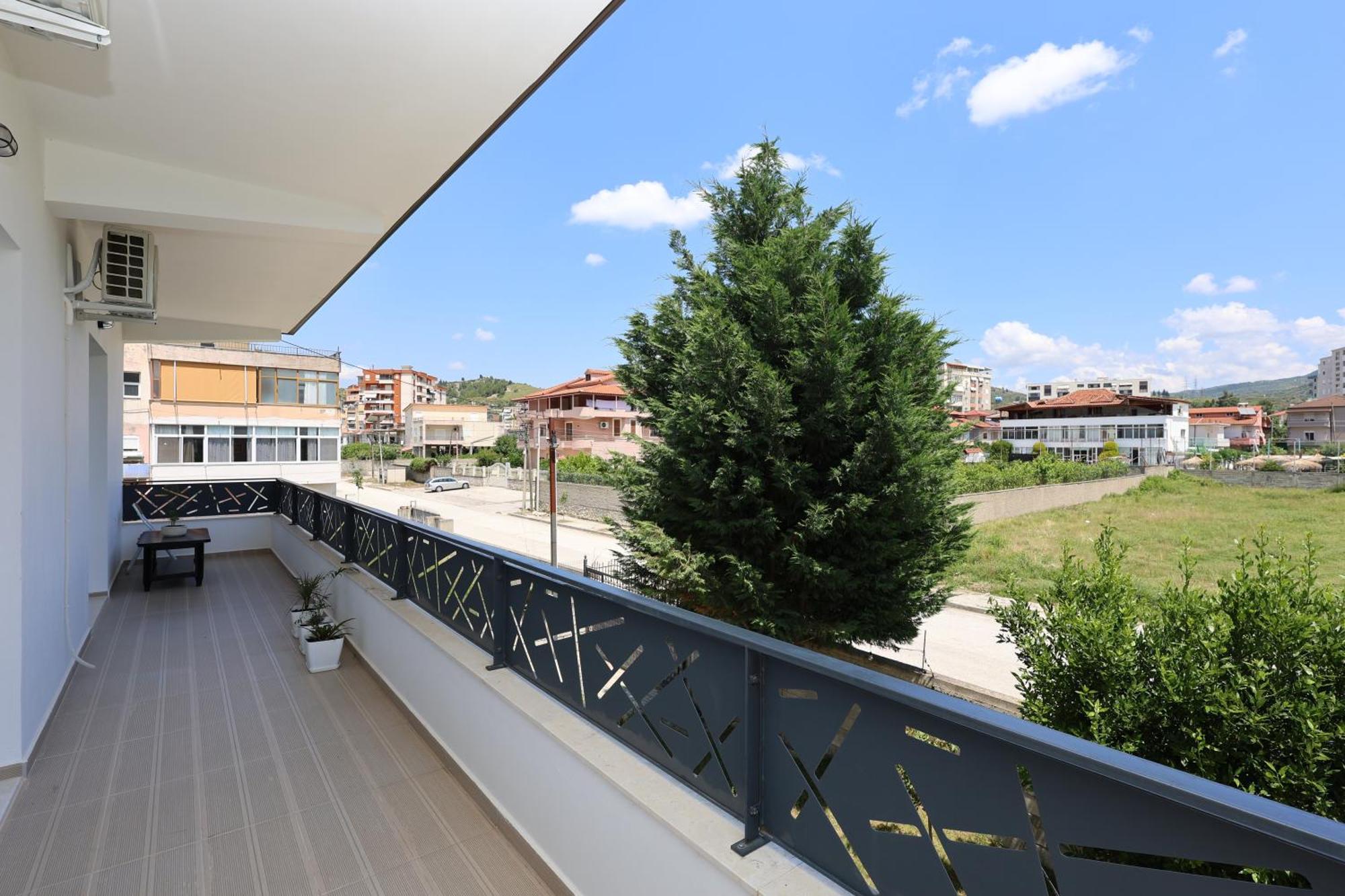 Baza Hostel - Swimming Pool Berat Exterior foto